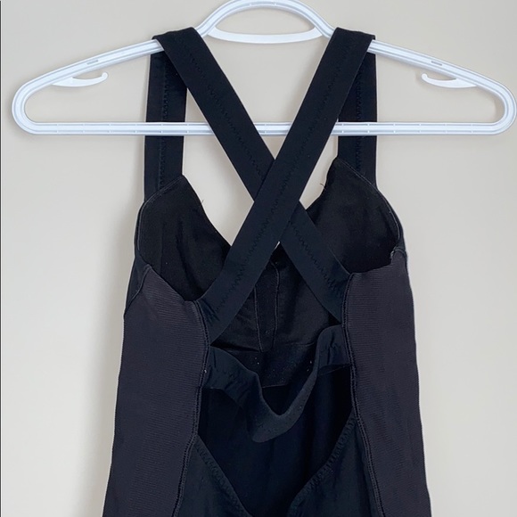 lululemon athletica Yoga Top - Picture 4 of 4